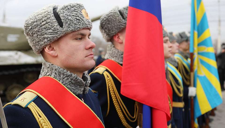 В посвящённой Дню героев Отечества памятной церемонии принял участие мэр Воронежа Сергей Петрин