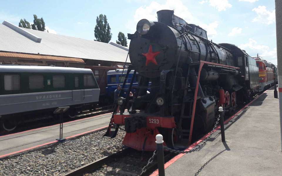 Жителя Воронежской области уволили за взятый день за свой счёт из-за болей в спине