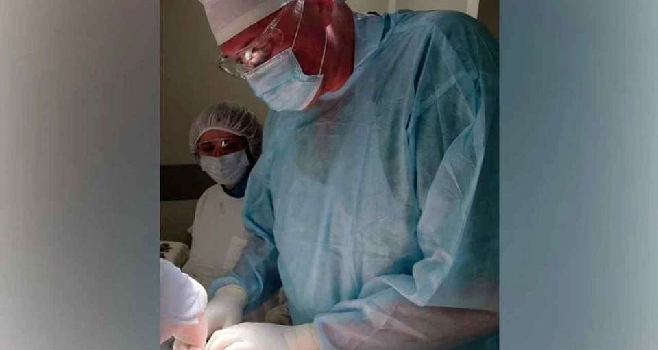 Воронежские врачи удалили пациентке огромную доброкачественную опухоль