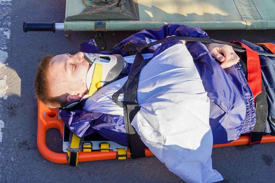 Под Воронежем слесарю оторвало пальцы