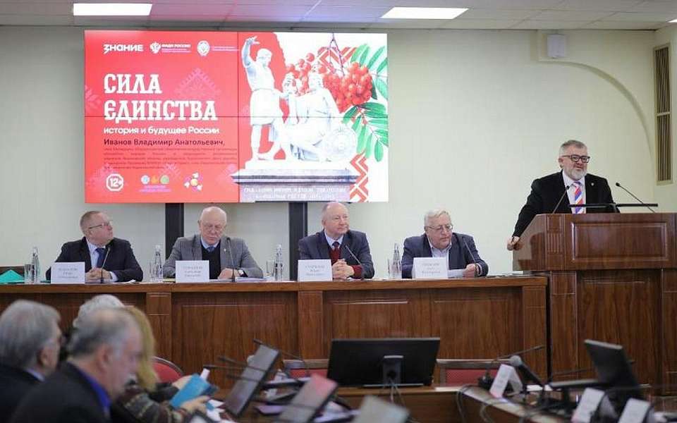 Власть вместе с лидерами общин и учеными проанализировала особенности  местного межнационального согласия