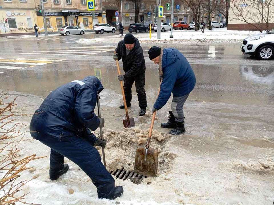 В Ленинском районе проводят профилактику подтоплений