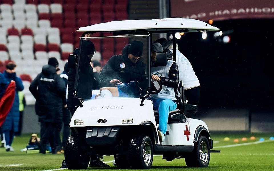 В воронежском «Факеле» рассказали, какую страшную травму получил игрок команды Дзиов