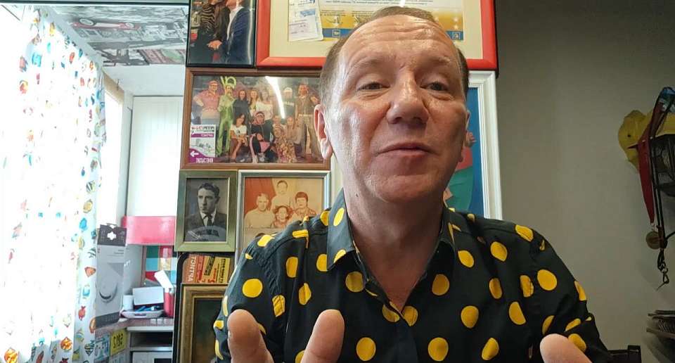 Воронежский певец Михаил Гребенщиков рассказал о нападении коллеги