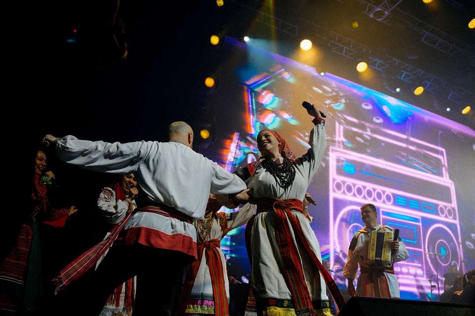 Воронежцы отметили 60-летие Юрия Хоя «на бис»