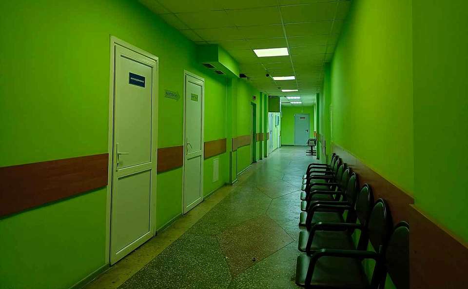 Выдавать справки дистанционно начали в воронежской детской поликлинике