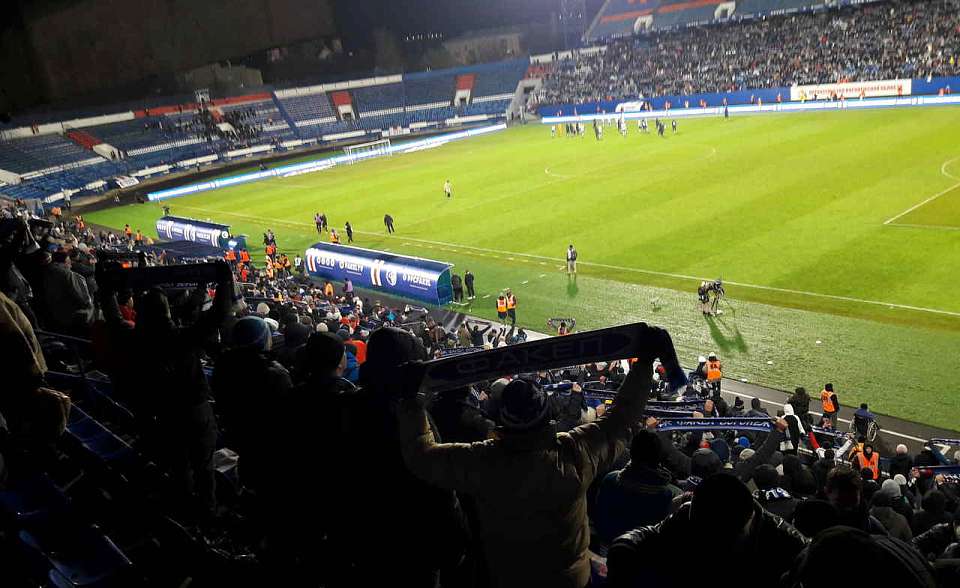 Деньги от продажи билетов на матч «Факел» – «Оренбург» в Воронеже пойдут пострадавшим в «Крокусе»