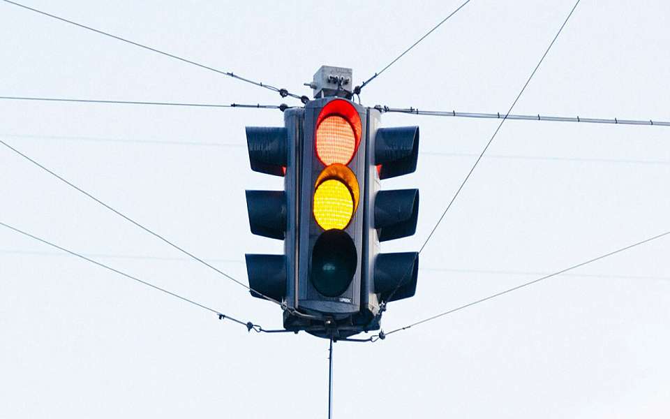 Воронежцы сообщили о масштабном сбое в работе светофоров на Московском проспекте