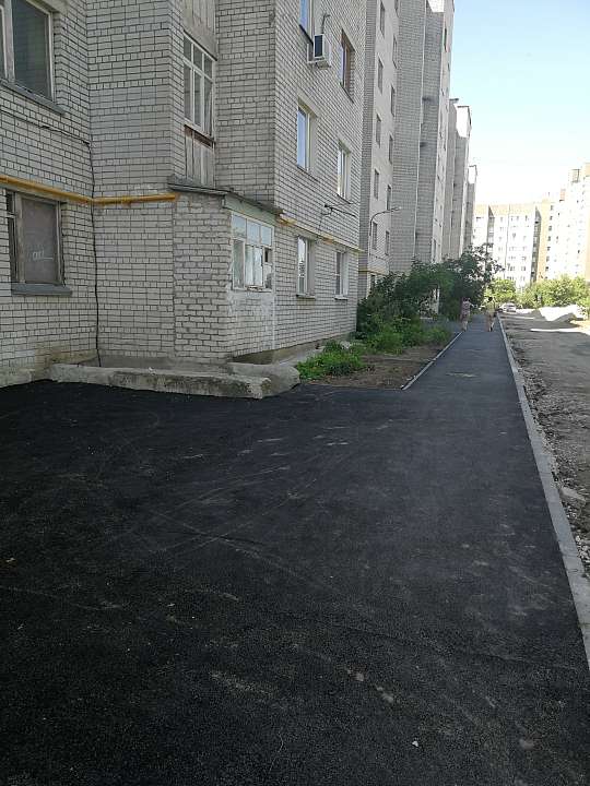 В Железнодорожном районе идет ремонт дворов