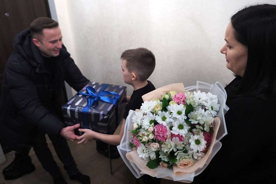 Миллионный житель Воронежа Егор Лопырев празднует свой 10-й день рождения