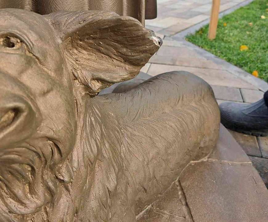 Воронежские вандалы испортили обновленный парк «Сердце Калача»