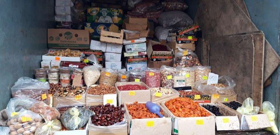 В Железнодорожном районе продолжаются рейды по пресечению несанкционированной торговли