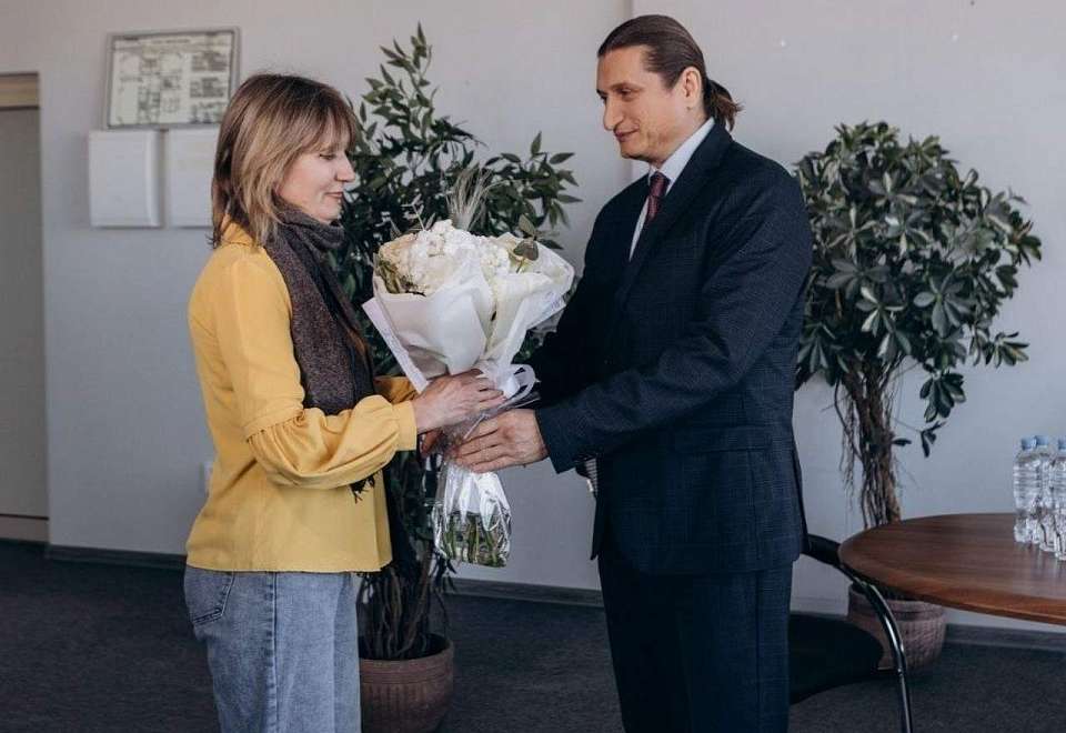 «Подставить плечо сразу же»