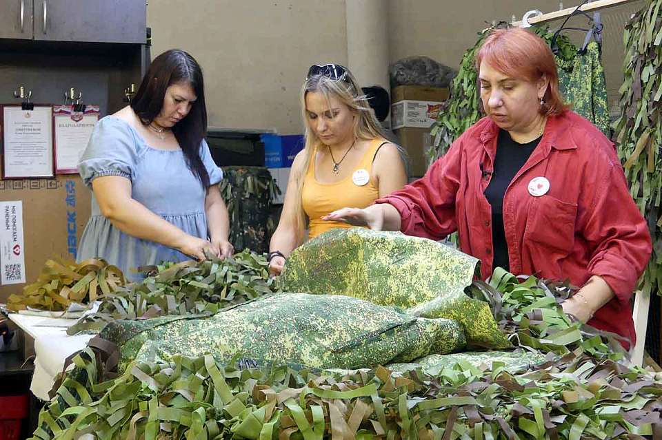 Как воронежцы шьют защиту, которую не видят дроны