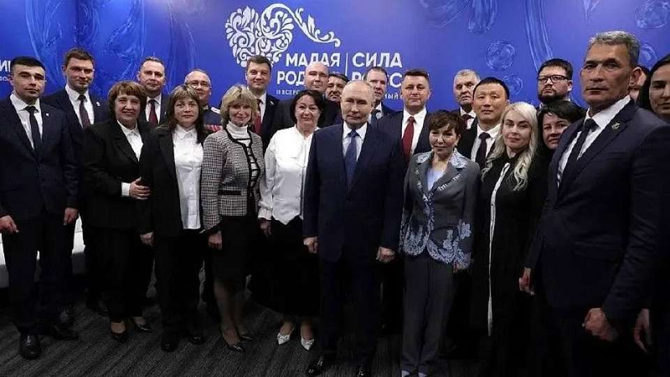 Глава воронежских Семилук Дмитрий Проскуряков обсудил с Владимиром Путиным проблемы малых населённых пунктов