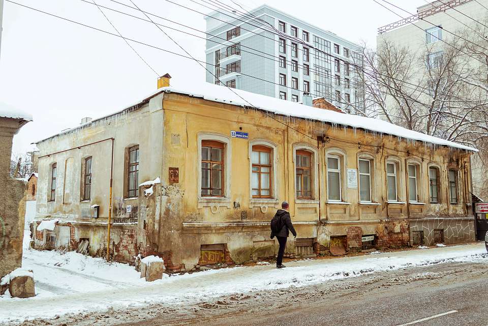 Как воронежский торговец хлебом открыл в городе первую букинистическую лавку и поэтические таланты