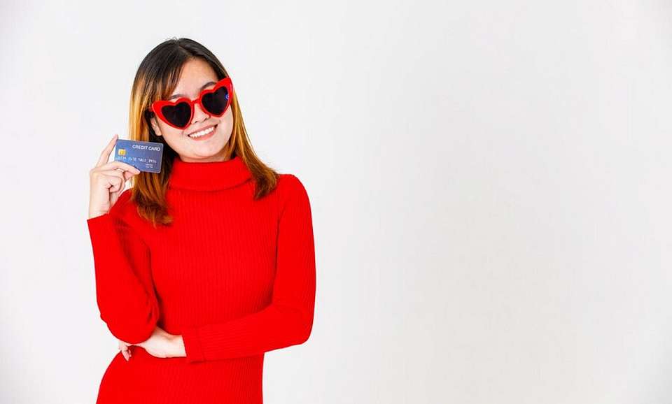 Молодая воронежская проститутка украла у своего 68-летнего клиента 2,5 млн рублей