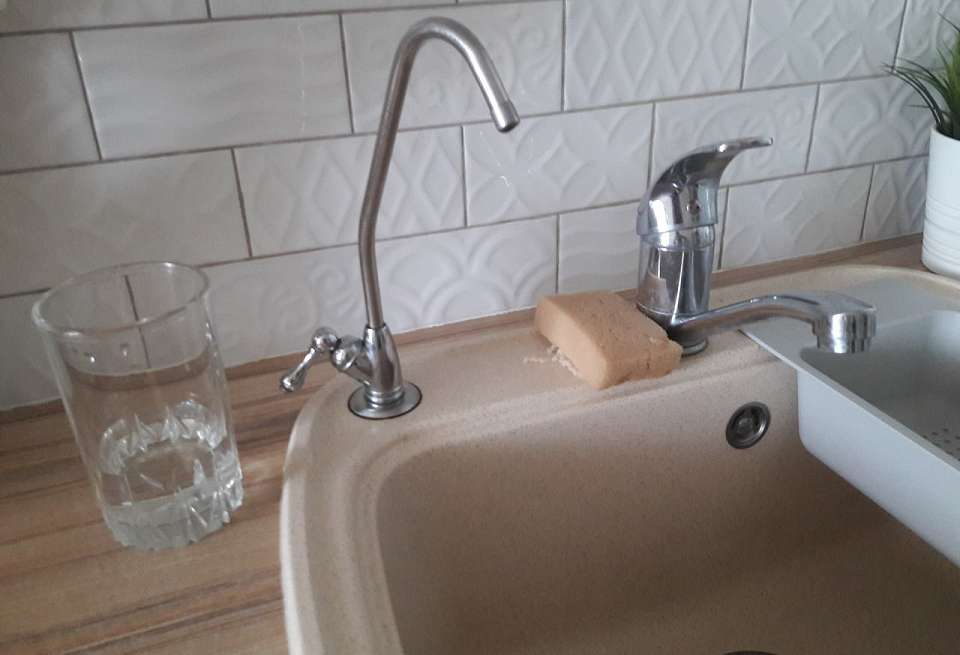 Воронежцам напоминают про масштабное отключение воды с просьбой запастись ею