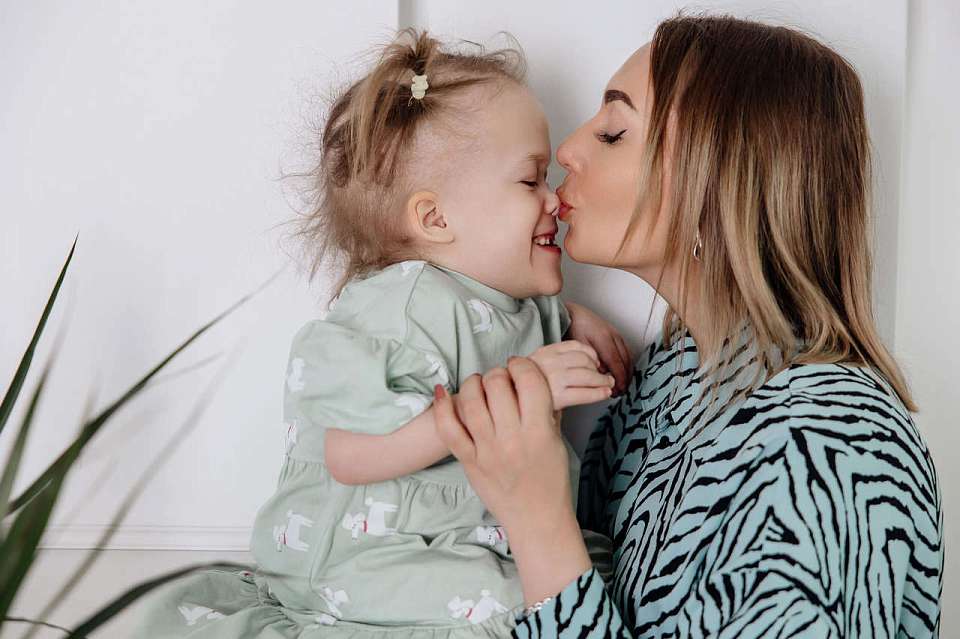 Многодетная мама Марина Булгакова: «Пообещала открыть фонд, если дочка выйдет из комы»