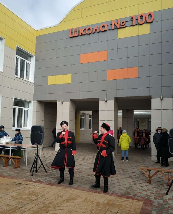 Микрорайон Репное первым в Железнодорожном районе встретил Масленицу