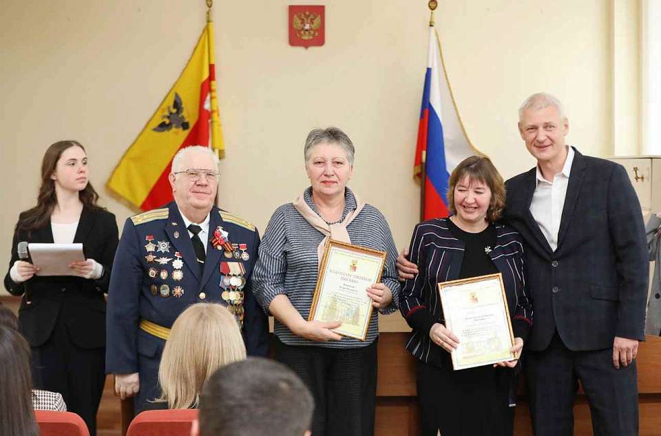 Мэр Воронежа поблагодарил добровольцев за помощь бойцам СВО