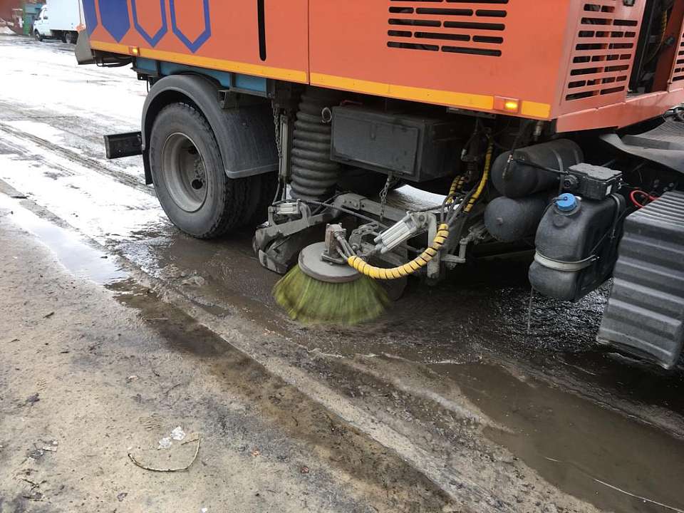 В Железнодорожном районе продолжается наведение санитарного порядка
