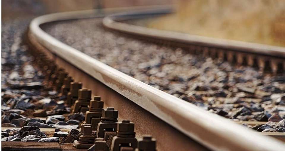 На Левом берегу Воронежа поезд переехал женщину