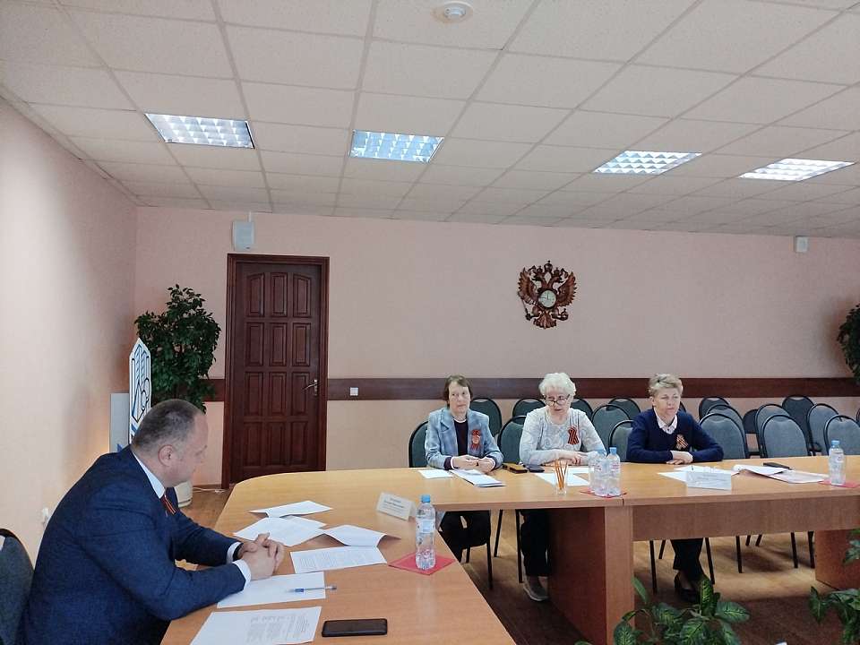 В Коминтерновском районе прошел прием граждан.