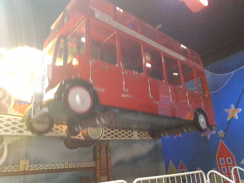 Родителям объяснили, почему ребёнка-аутиста не пустили на аттракцион в Воронеже