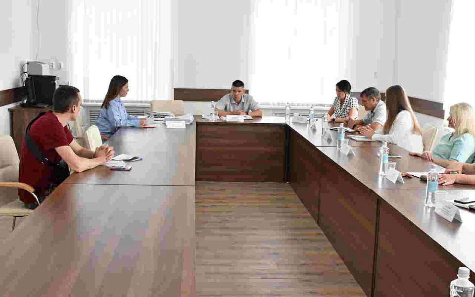 В Ленинском районе состоялось очередное заседание админкомиссии