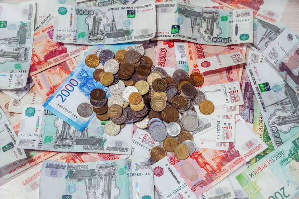 Кому повысят пенсии в 2027 году, рассказали воронежцам