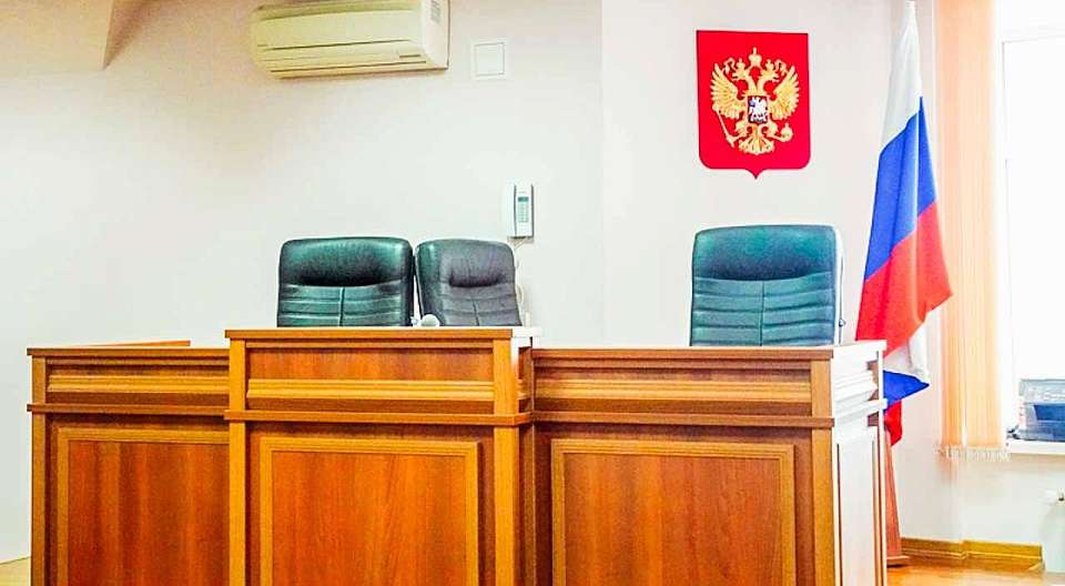 Воронежский юрист атаковал полицейского и скрылся от суда за границей