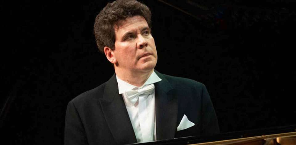 В Воронеже два дня будет выступать народный артист РФ Денис Мацуев