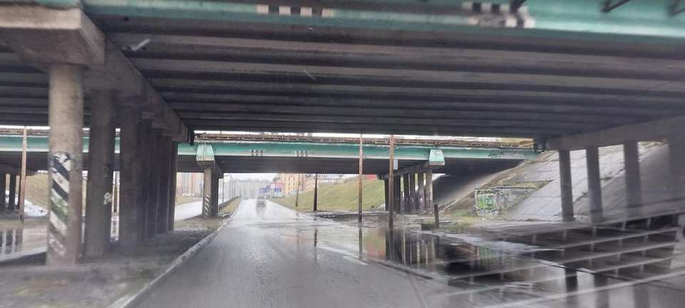 В Коминтерновском районе ведется работа по ликвидации подтоплений