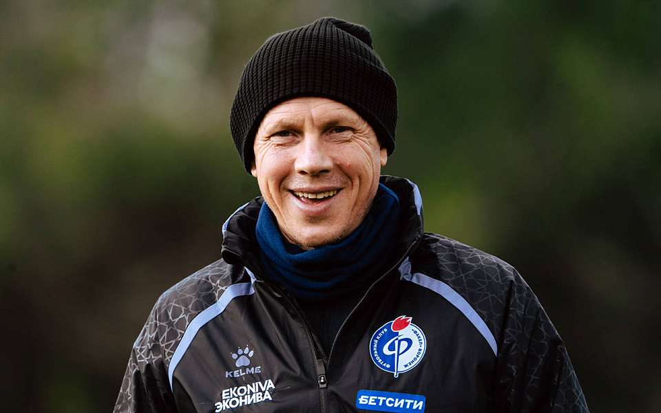 Наставник воронежского «Факела» Олег Василенко подвел итоги первого зимнего сбора