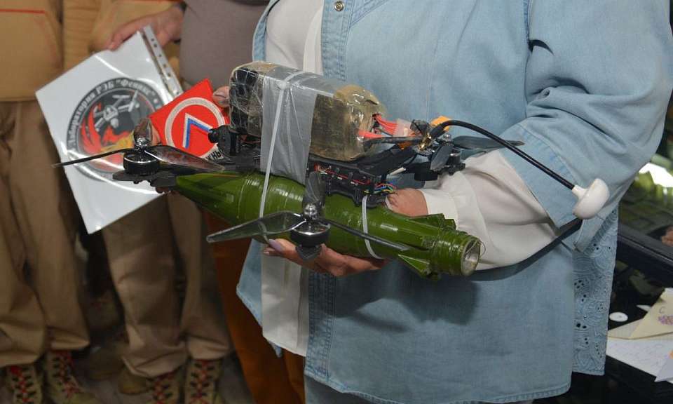 Украинский дрон «Баба-Яга» теперь есть в воронежской школе