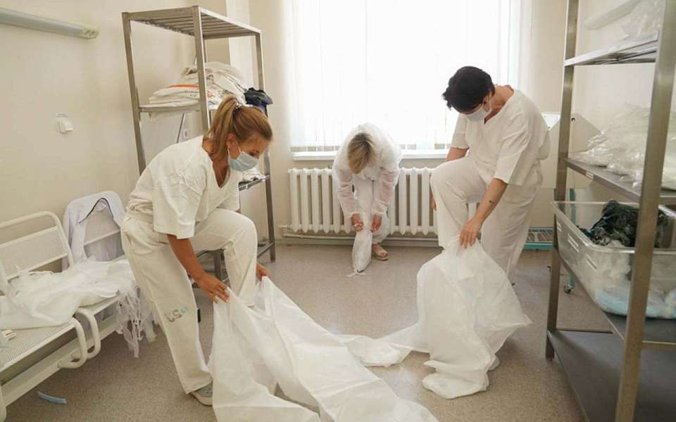 Путин наградил медалями за работу в экстремальных условиях 19 воронежских медиков  