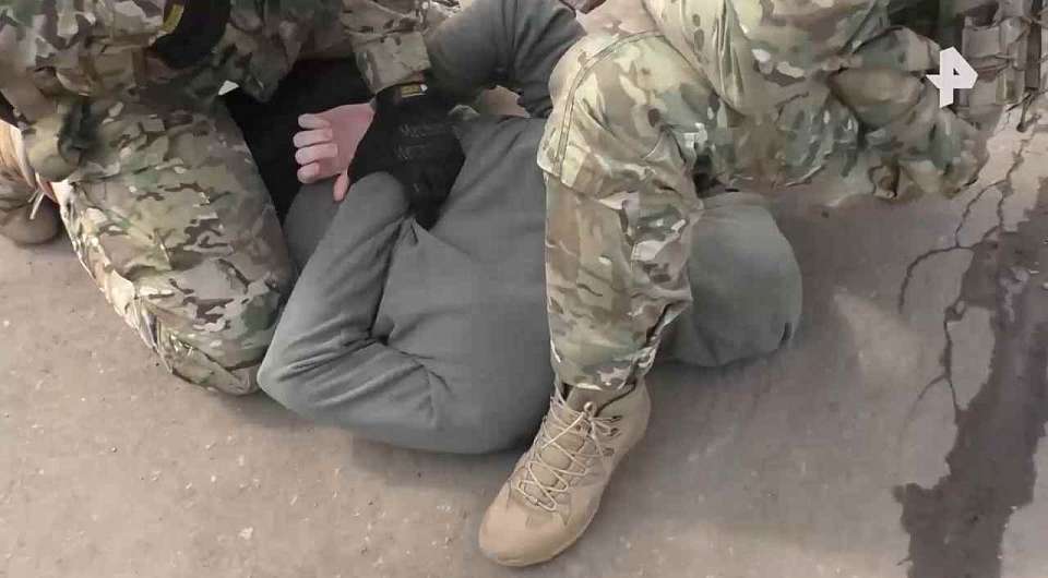 ФСБ задержала двух иностранцев за подрыв БПЛА на территории воинской части в Воронежской области