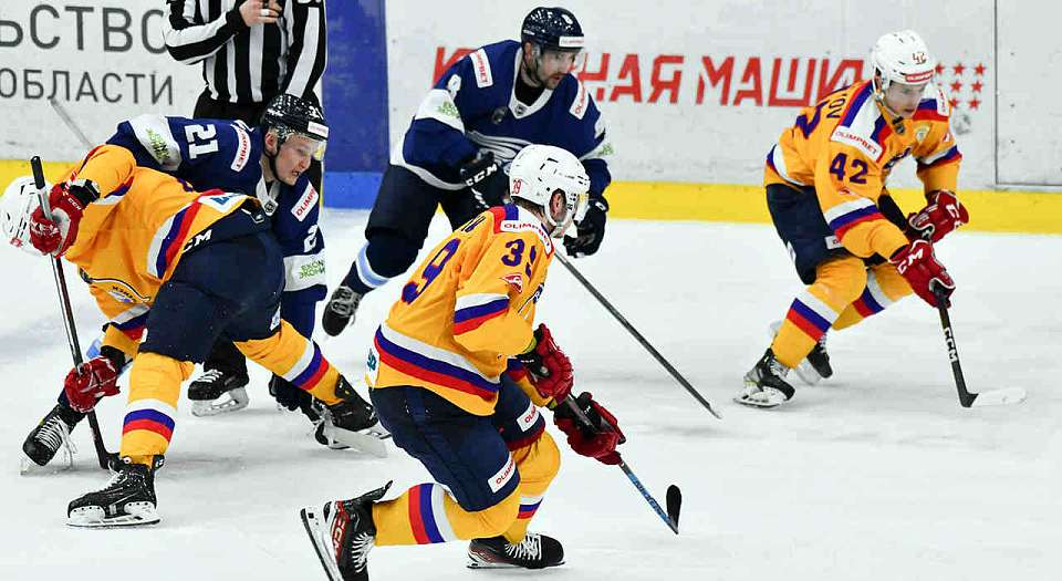 Воронежский «Буран» завершил сезон-2023/24, уступив в серии с «Химиком»