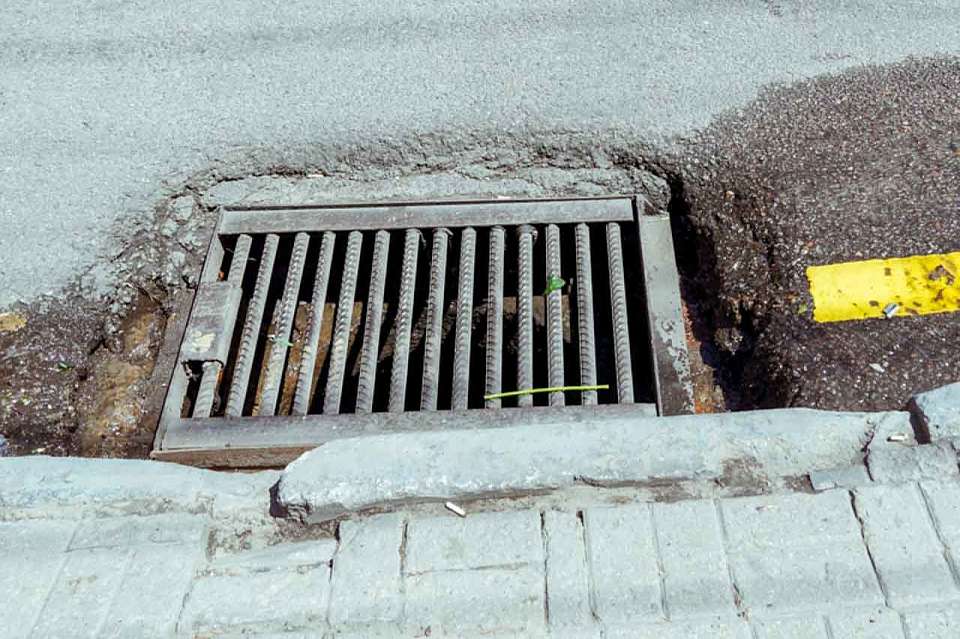 Коммунальную аварию устранили на Московском проспекте в Воронеже