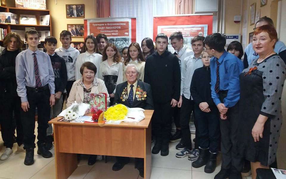 В Воронеже презентовали книгу о легендарном защитнике города Митрофане Москалёве 