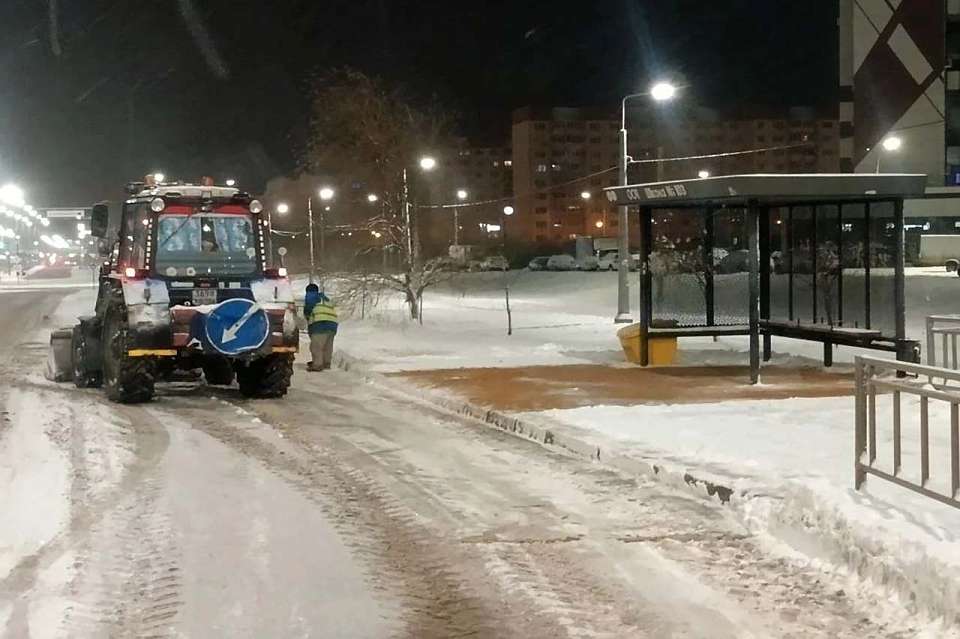 В Воронеже нарастили темпы ночной уборки улиц от снега