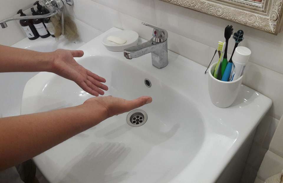 За нарушение сроков ремонта водоснабжения главного инженера привлекли в Воронеже к ответственности