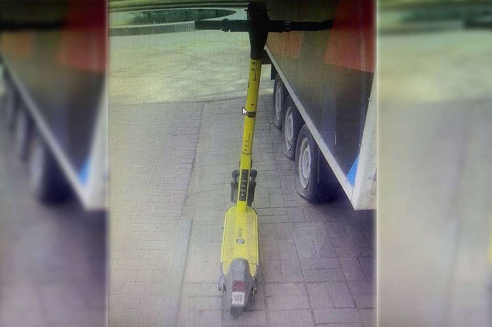 Из-за электросамокатчика 74-летний воронежец попал в больницу