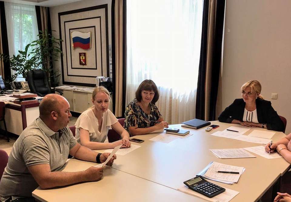 В Центральном районе Воронежа работают над повышением зарплаты