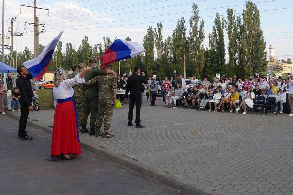 По зову сердца: как воронежцы поддерживают бойцов на фронте и в госпиталях