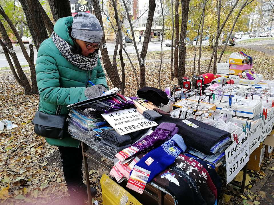                        В Коминтерновском районе продолжается борьба с                                 несанкционированной торговлей 