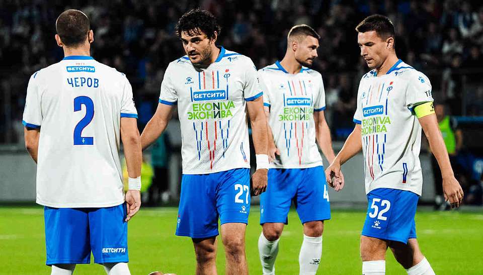 Футболисты воронежского «Факела» сыграют на красноярском поле