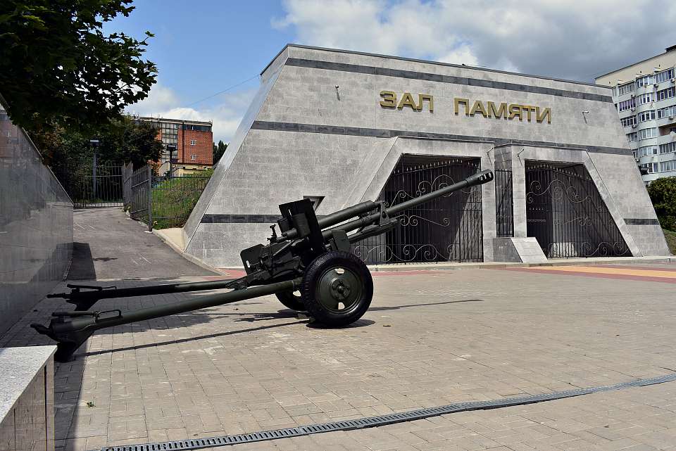 В Ленинском районе Воронежа завершили реставрацию советского орудия