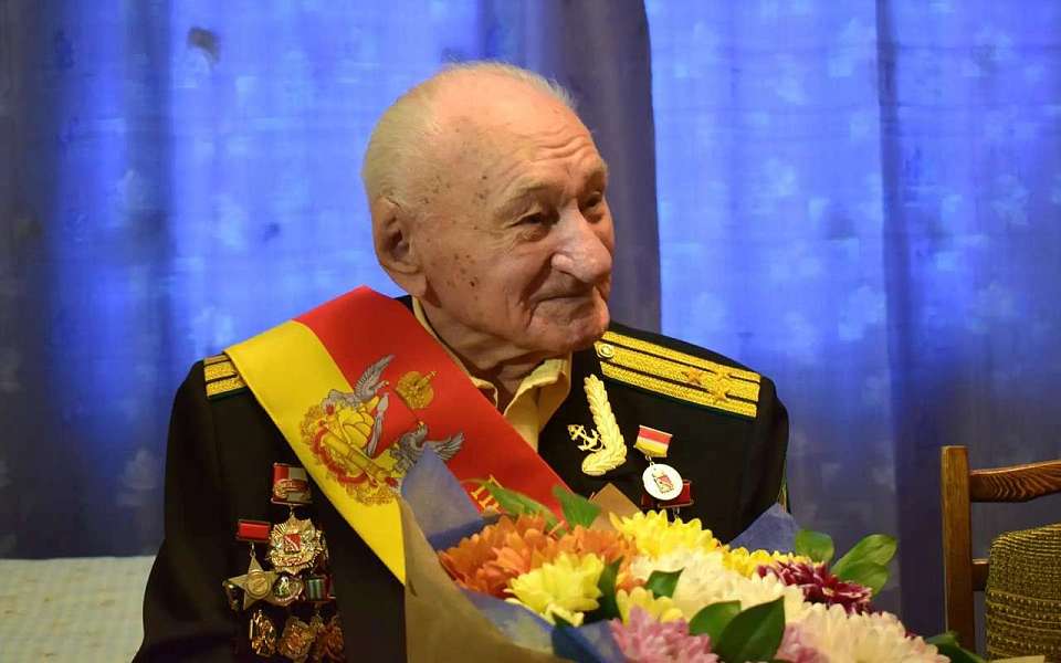 Столетний юбилей отмечает почетный гражданин Воронежа Александр Мозговой